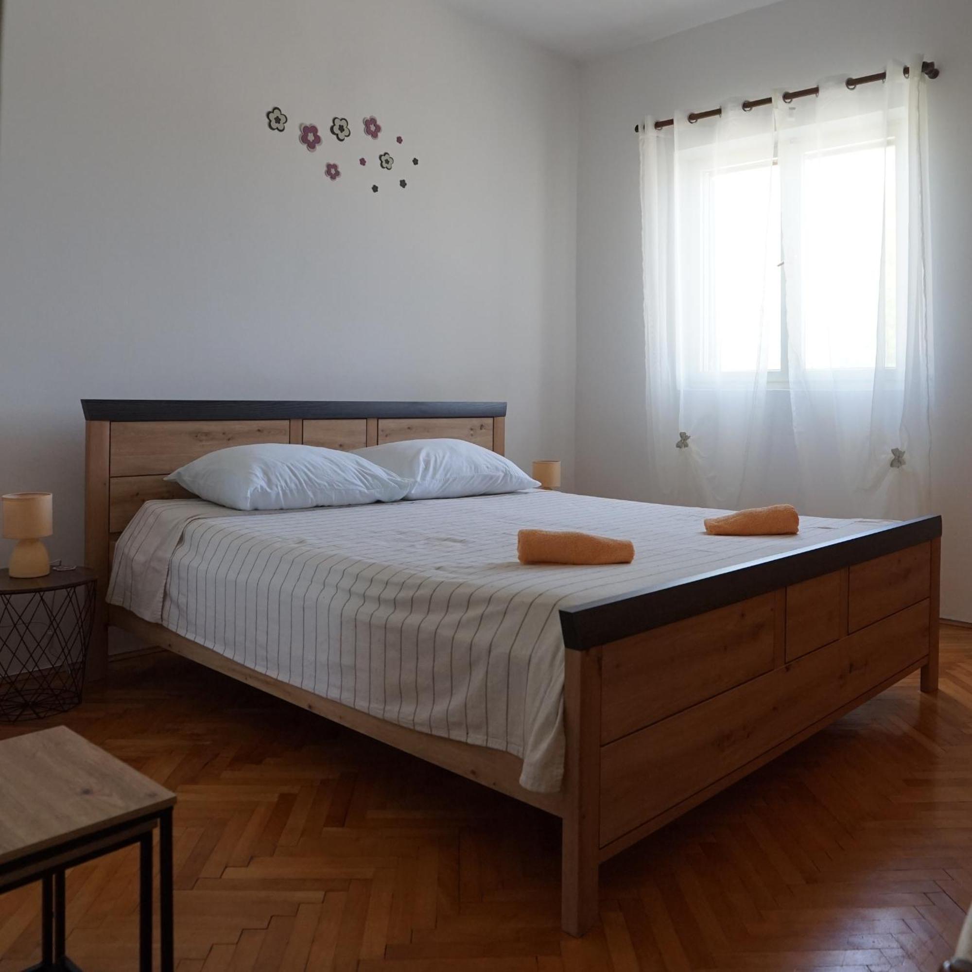 Vacation Home Ivan Kasic Esterno foto
