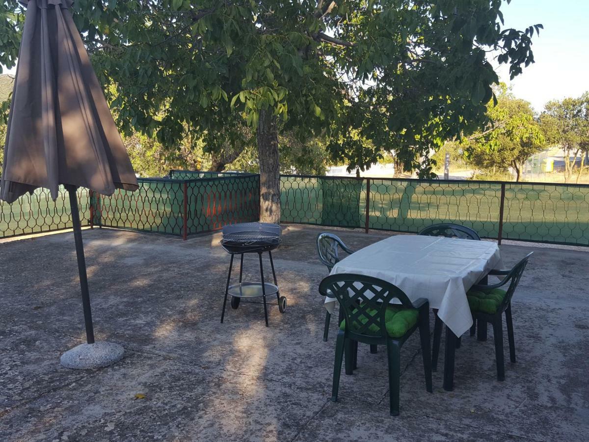 Vacation Home Ivan Kasic Esterno foto