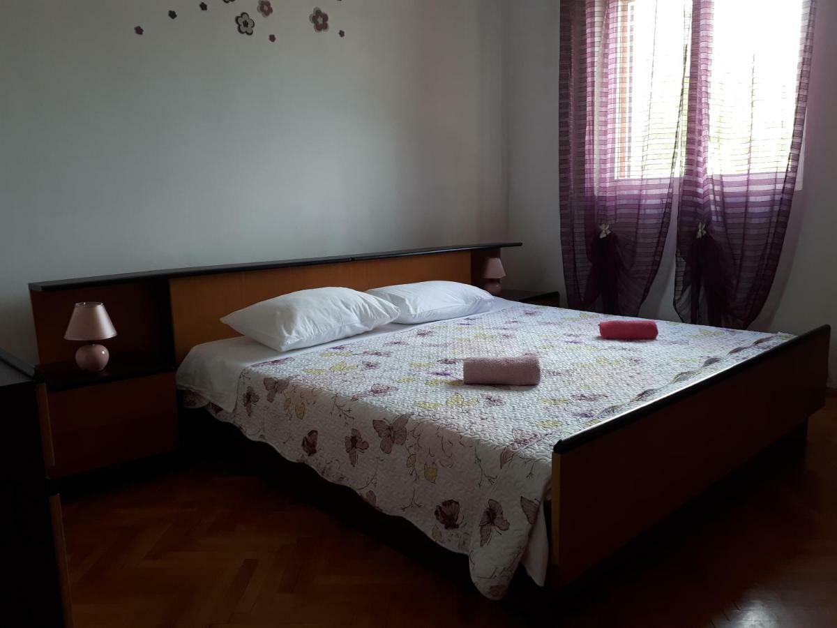 Vacation Home Ivan Kasic Esterno foto