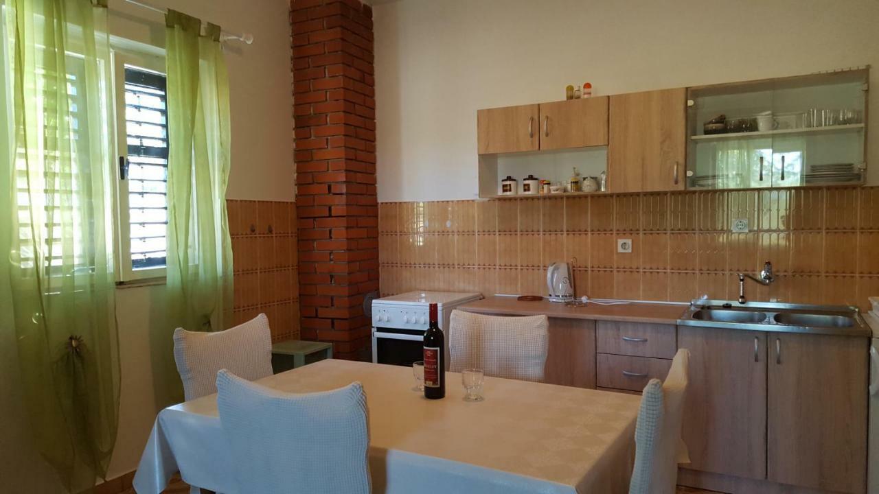 Vacation Home Ivan Kasic Esterno foto